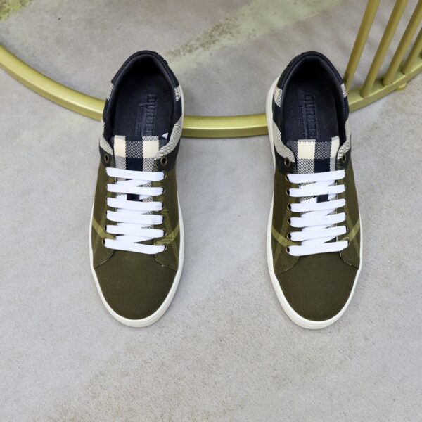 Burberry Canvas  Olive Green