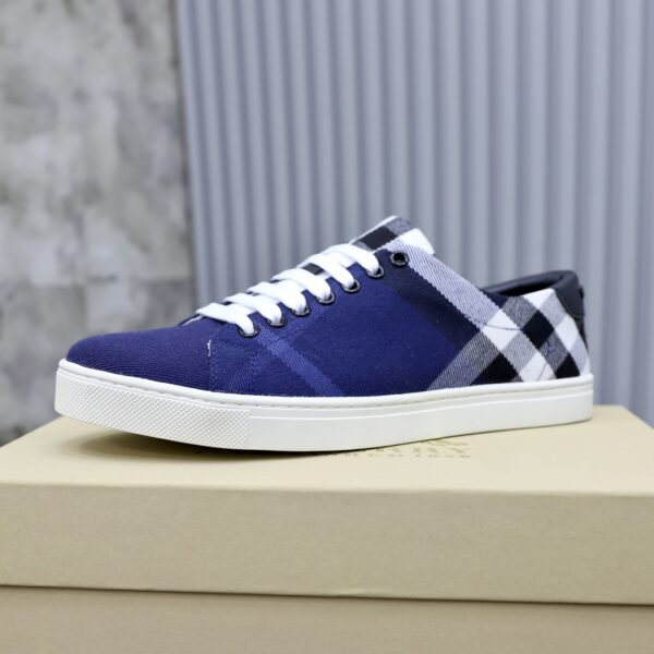 Burberry Canvas Deep Blue