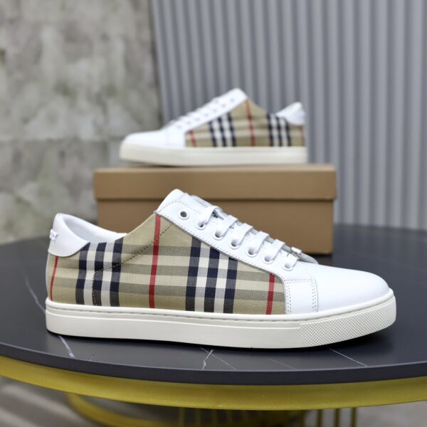 Burberry Canvas Khaki White