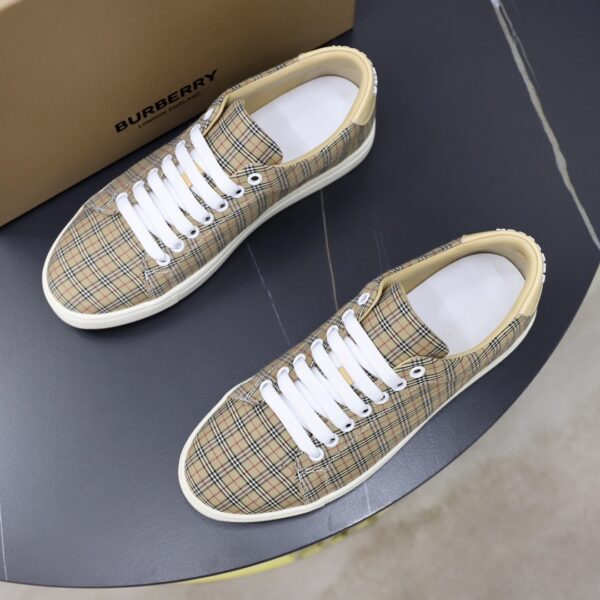 Burberry Canvas Khaki
