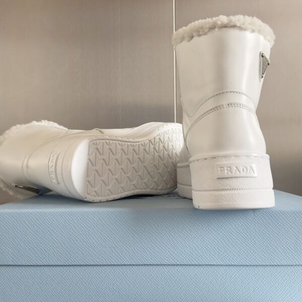 Prada Lambswool Boots HighWhite