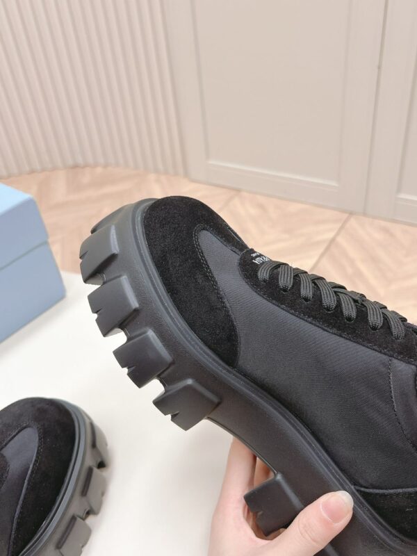Prada Flatform Shoes Black