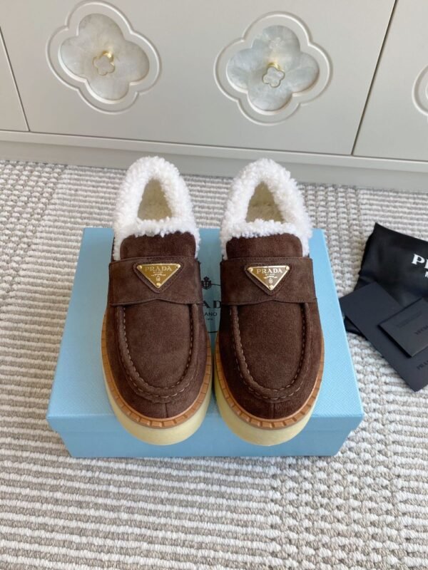Prada Loafers Winter Brown