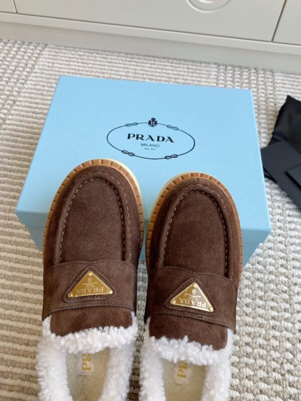 Prada Loafers Winter Brown