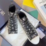 Dior  B23 High Color