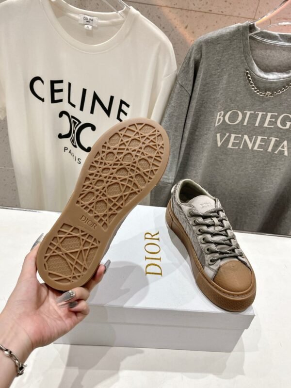 Dior Walk'n  Deep Grey