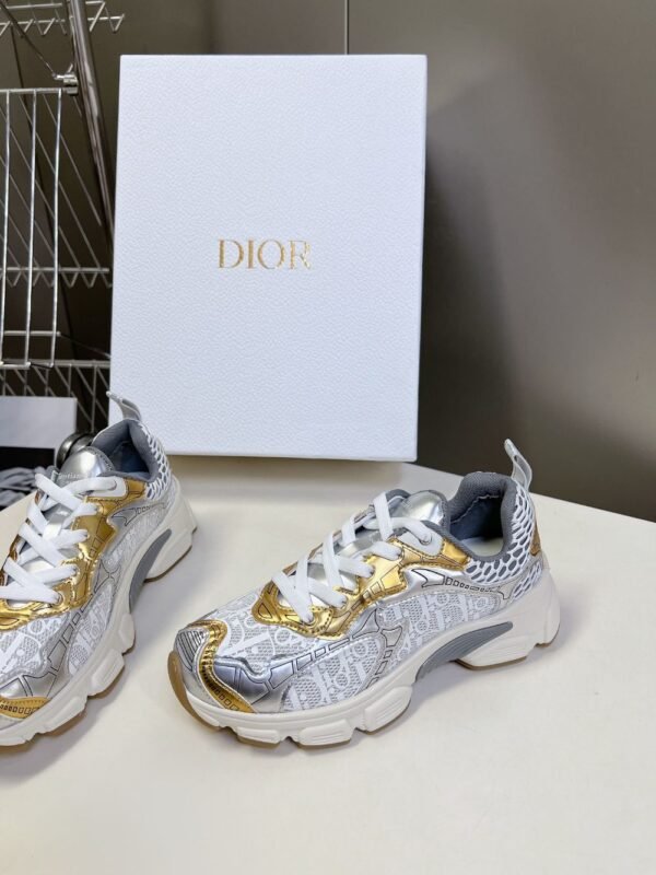 Dior Chrono White and Gold