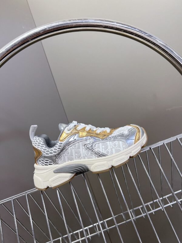 Dior Chrono White and Gold