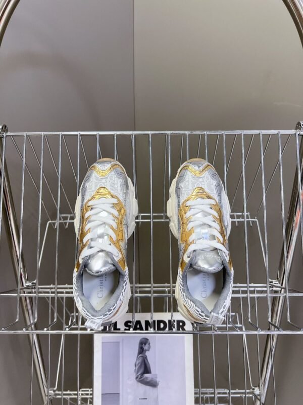 Dior Chrono White and Gold