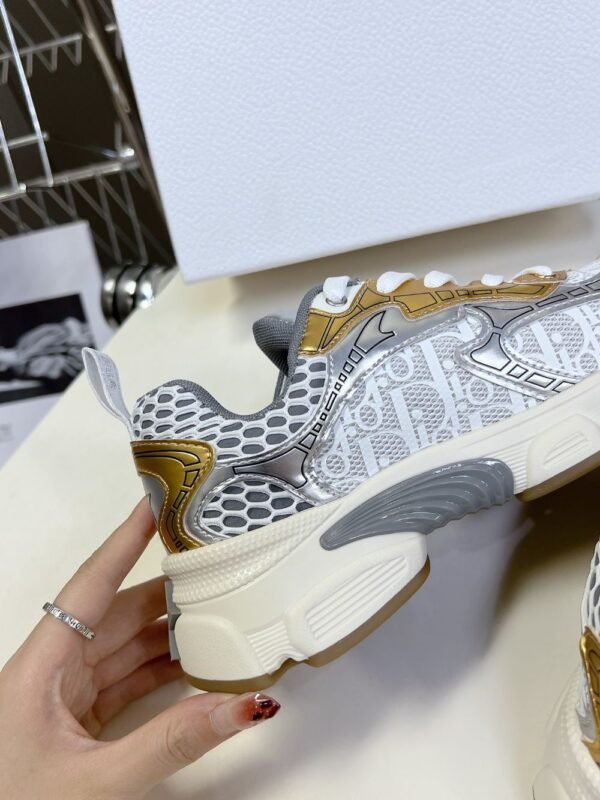 Dior Chrono White and Gold