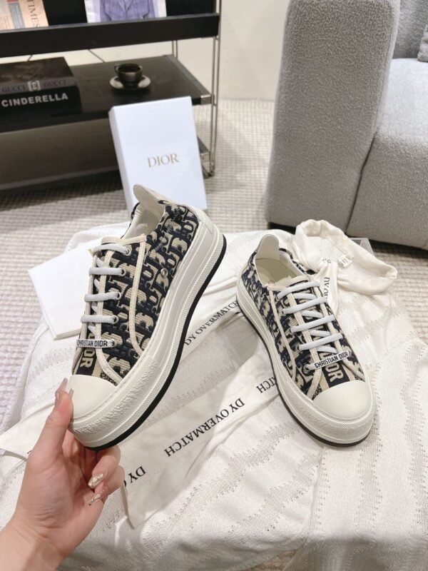 Dior Walk'n  Christian Dior Black and Khaki