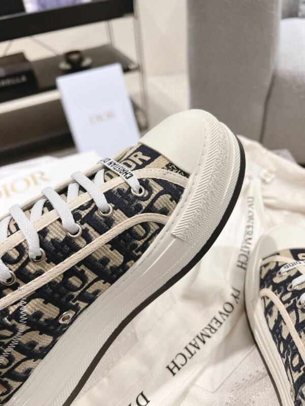 Dior Walk'n  Christian Dior Black and Khaki