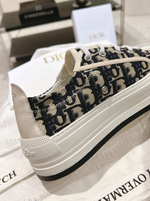 Dior Walk'n  Christian Dior Black and Khaki