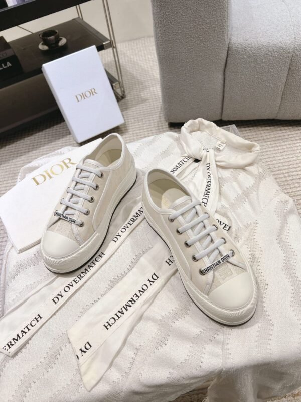 Dior Walk'n  Christian Dior White