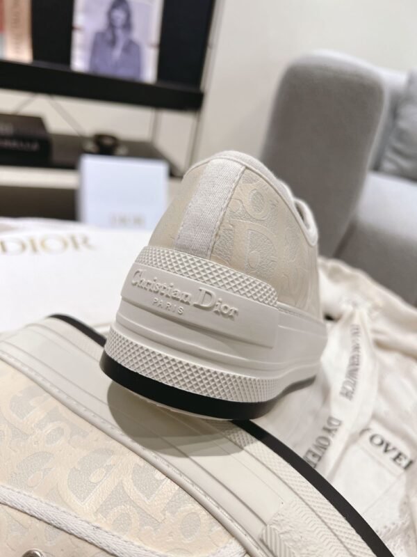 Dior Walk'n  Christian Dior White