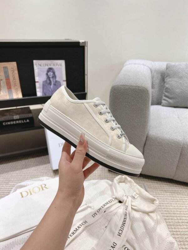 Dior Walk'n  Christian Dior White