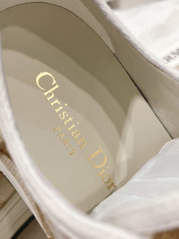 Dior Walk'n Christian Dior Khaki