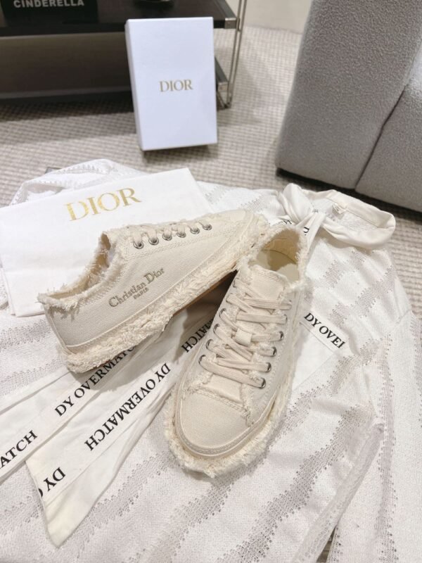 Dior Walk'n Christian Dior Cream