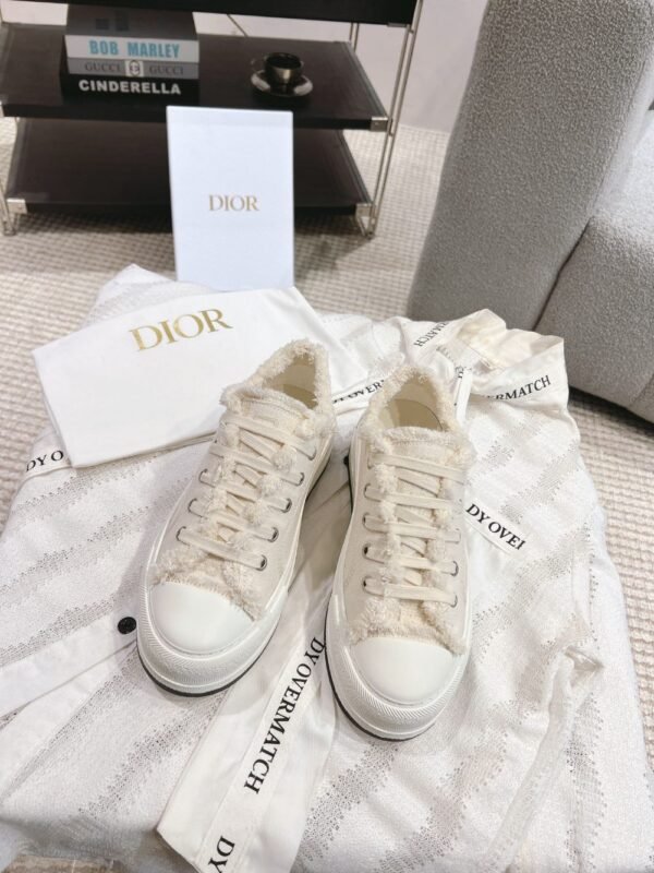 Dior Walk'n  Christian Dior White