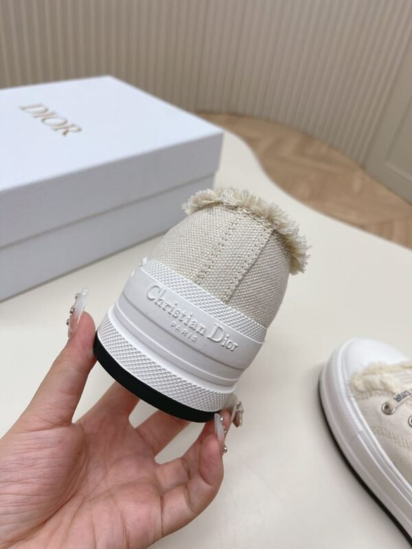 Dior Walk'n  Christian Dior Khaki