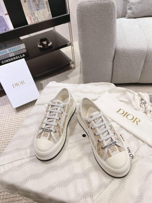 Dior Walk'n  Khaki Butterfly