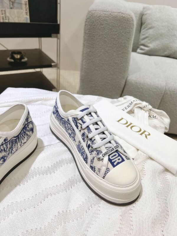 Dior Walk'n Blue and White