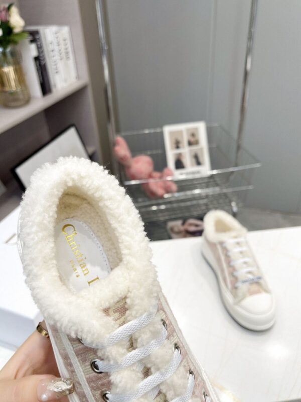 Dior Walk'n  Winter Pink