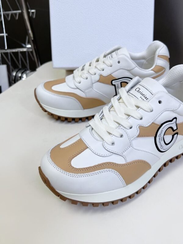 Dior C'est White and Pink