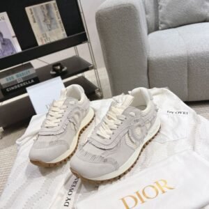 Dior C'est Grey