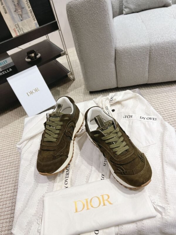 Dior C'est Olive Green