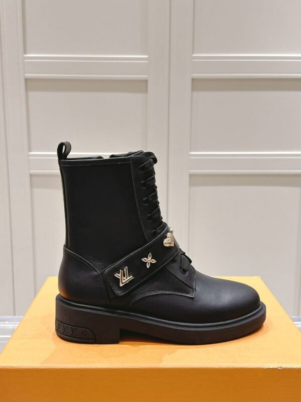 Louis Vuitton Motorcycle Boots Lace-up Black
