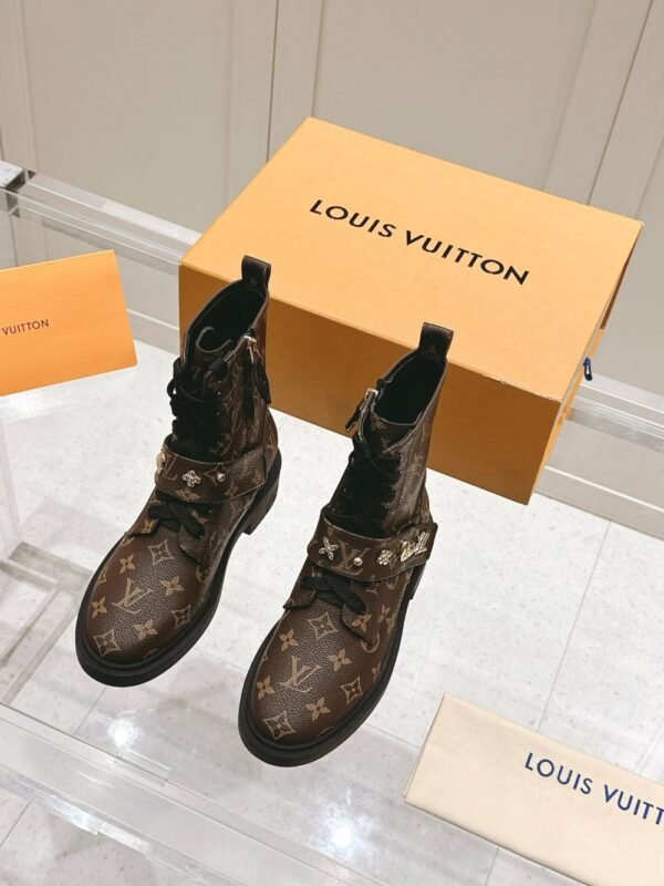 Louis Vuitton Motorcycle Boots Lace-up Light Brown