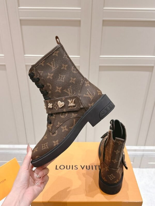 Louis Vuitton Motorcycle Boots Lace-up Light Brown