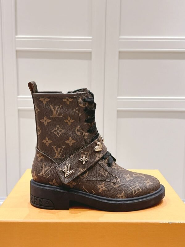 Louis Vuitton Motorcycle Boots Lace-up Light Brown