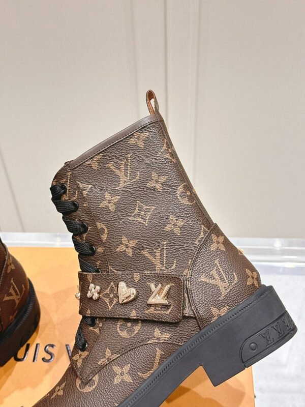Louis Vuitton Motorcycle Boots Lace-up Light Brown