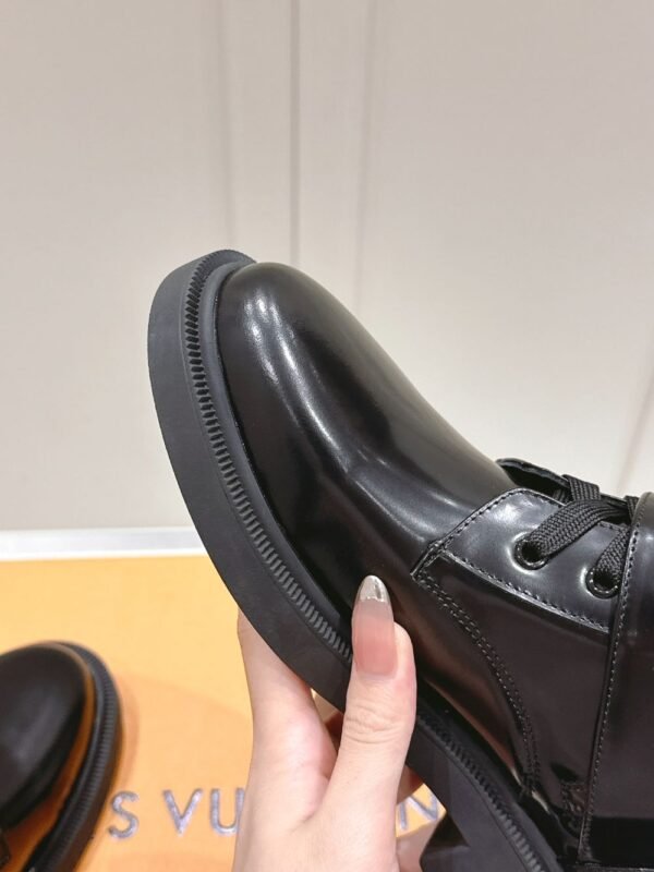 Louis Vuitton Motorcycle Boots Lace-up Light Black