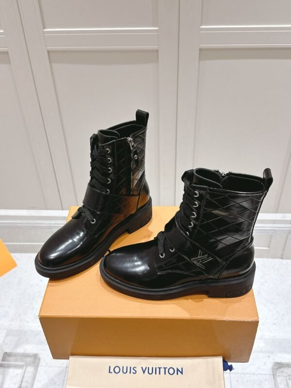 Louis Vuitton Motorcycle Boots Lace-up Light Black
