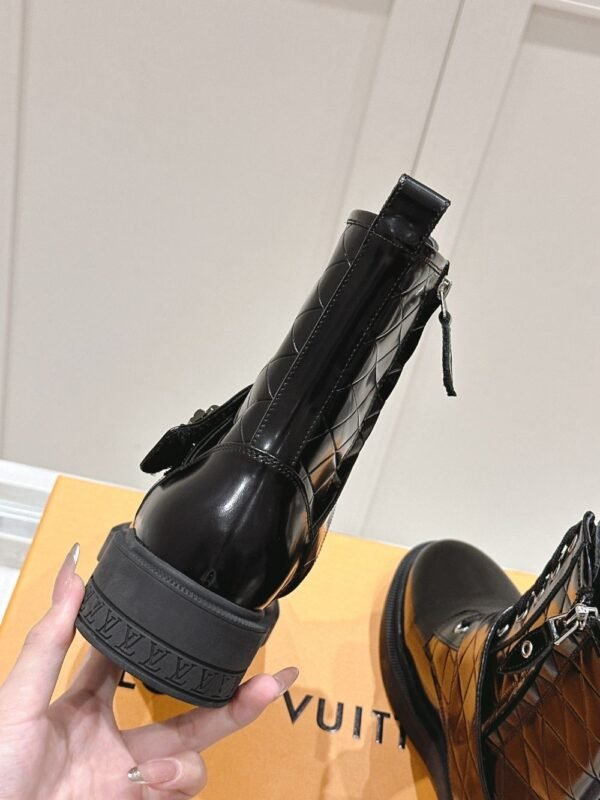 Louis Vuitton Motorcycle Boots Lace-up Light Black