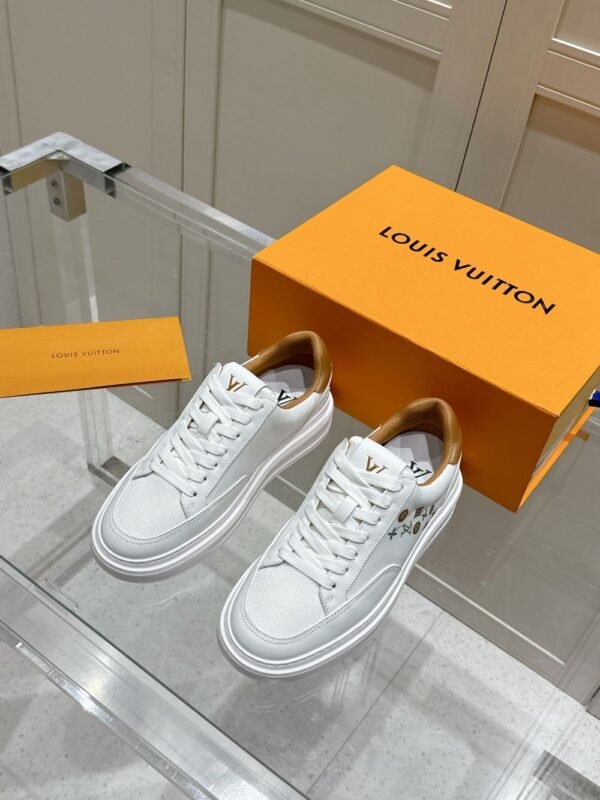 Louis Vuitton Run Light White and Coffee