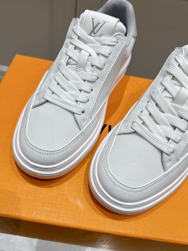 Louis Vuitton Run Light White and Grey