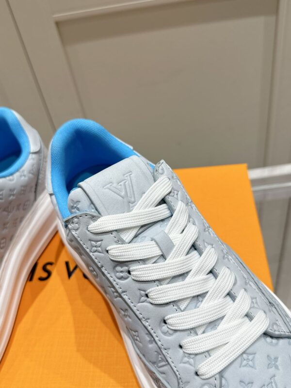 Louis Vuitton Run Light Blue