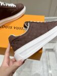 Louis Vuitton Run Brown