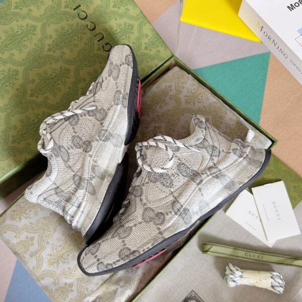 Gucci GG Run Grey
