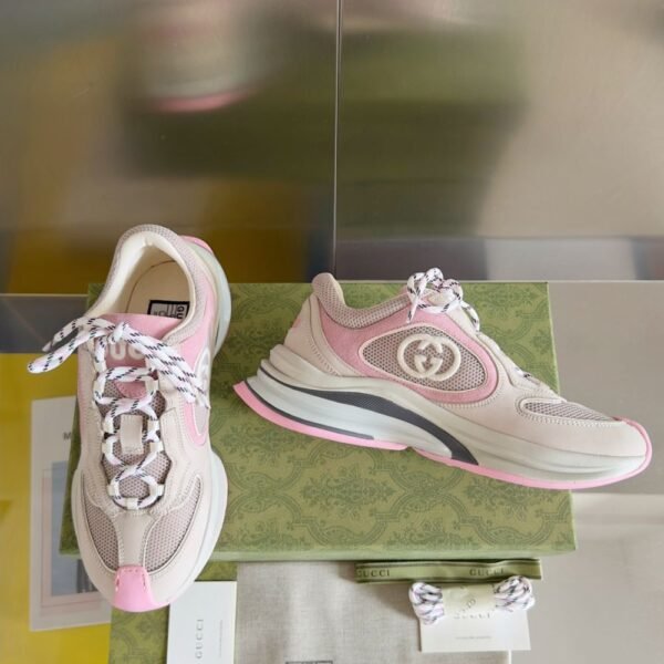 Gucci GG Run Women Pink