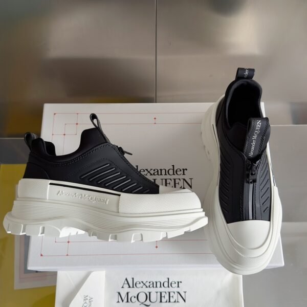 Alexander Mcqueen Tread Slick White and Black