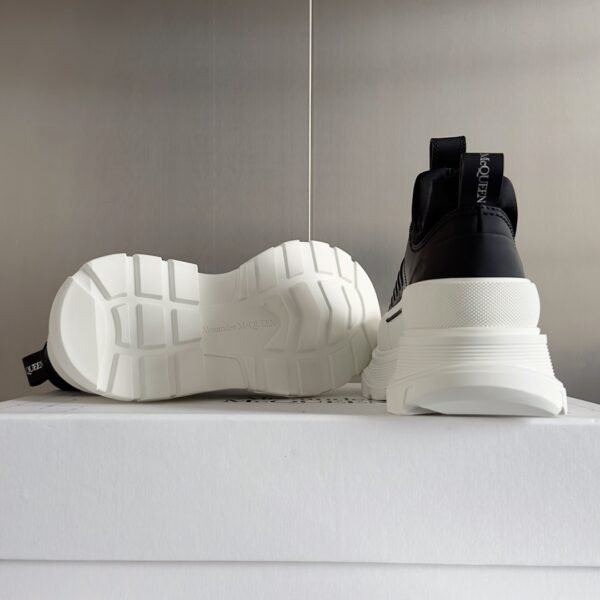 Alexander Mcqueen Tread Slick White and Black