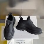 Alexander Mcqueen Tread Slick Black