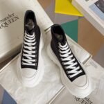 Alexander Mcqueen Lace-up White and Black