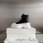 Alexander Mcqueen  Zipper Black and White