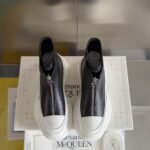 Alexander Mcqueen  Zipper Black and White